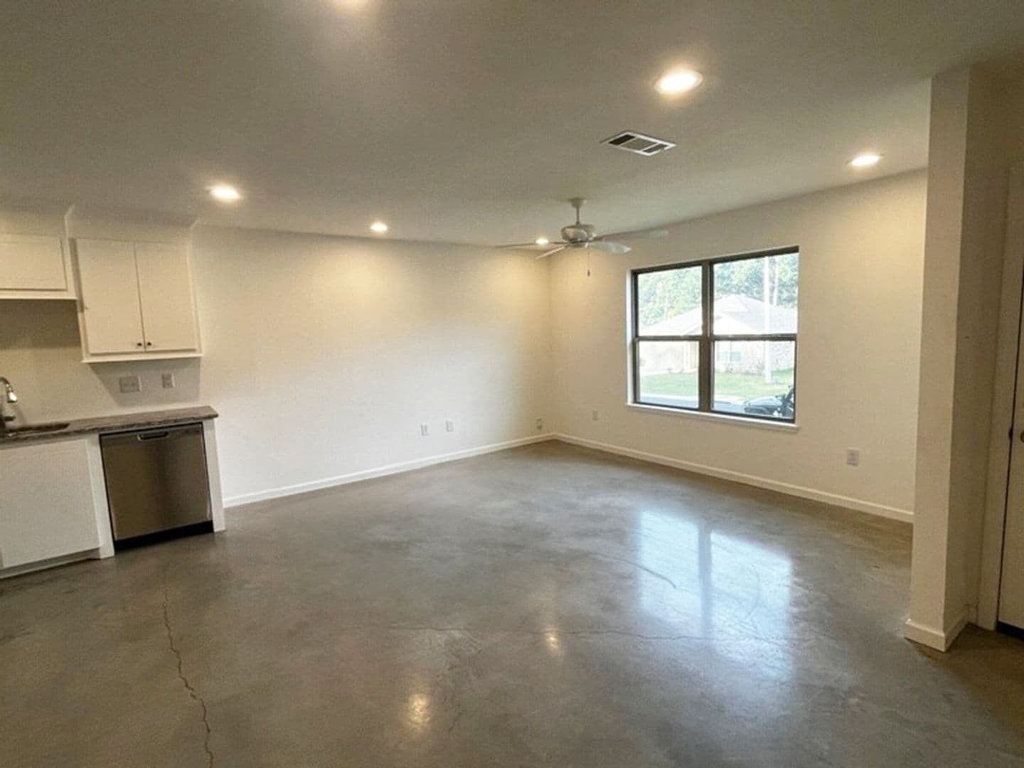 246 Skylane Dr. 14 of 15