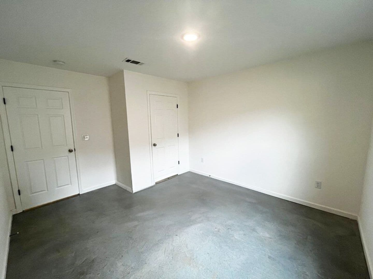 246 Skylane Dr. 7 of 15