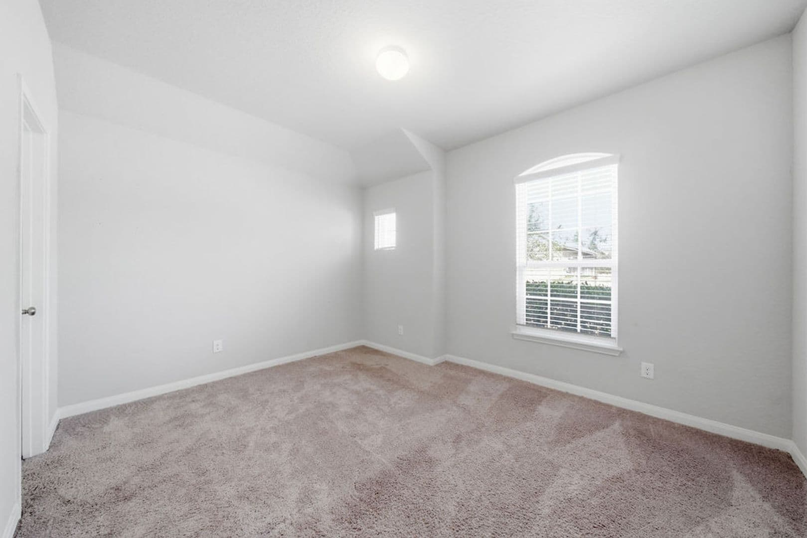 12071 Pitcher Rd 5 of 31