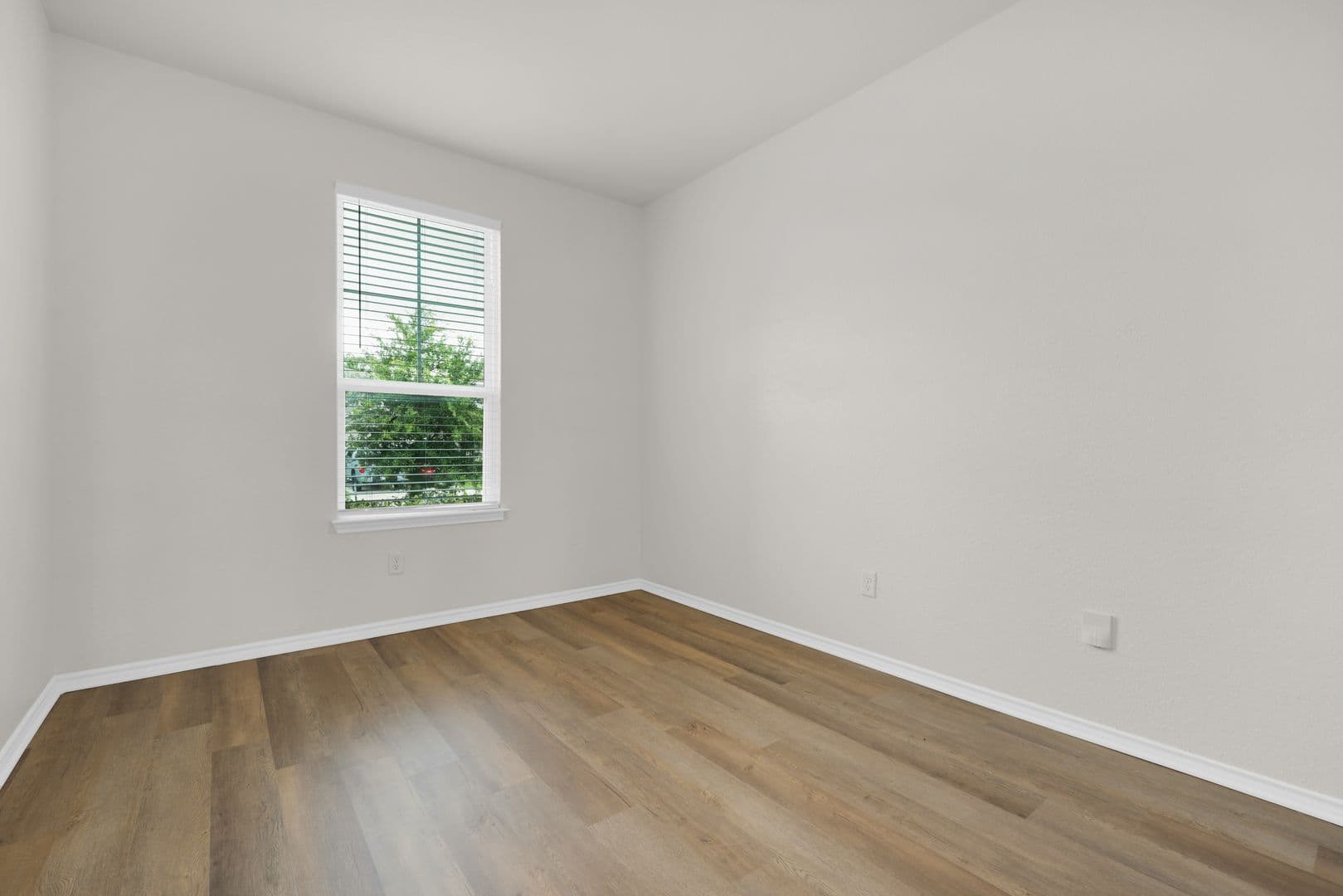 7405 Viridian View 3 of 25