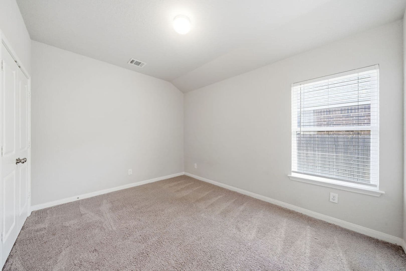 12071 Pitcher Rd 9 of 31