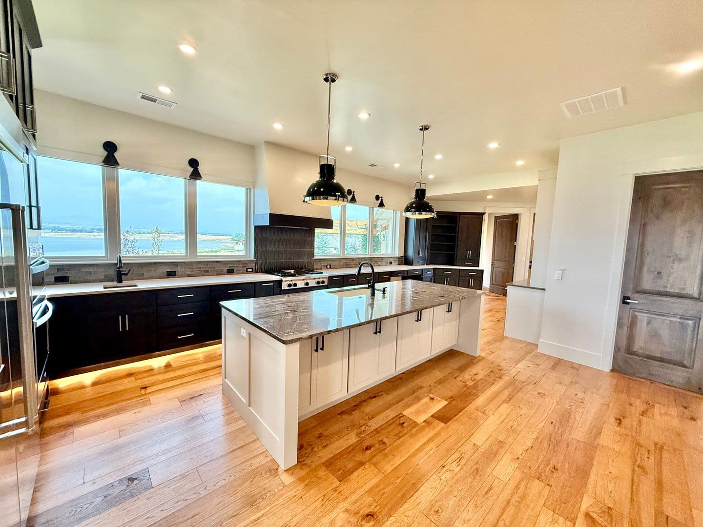 2387 Harding Park Court 9 of 46