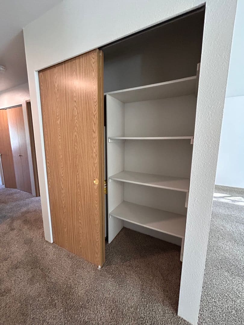 Columbia Square Apartments A-H 6 of 20