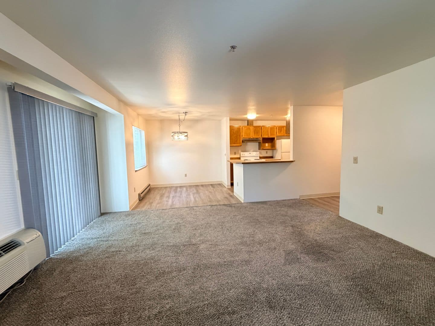 Columbia Square Apartments A-H 1 of 15