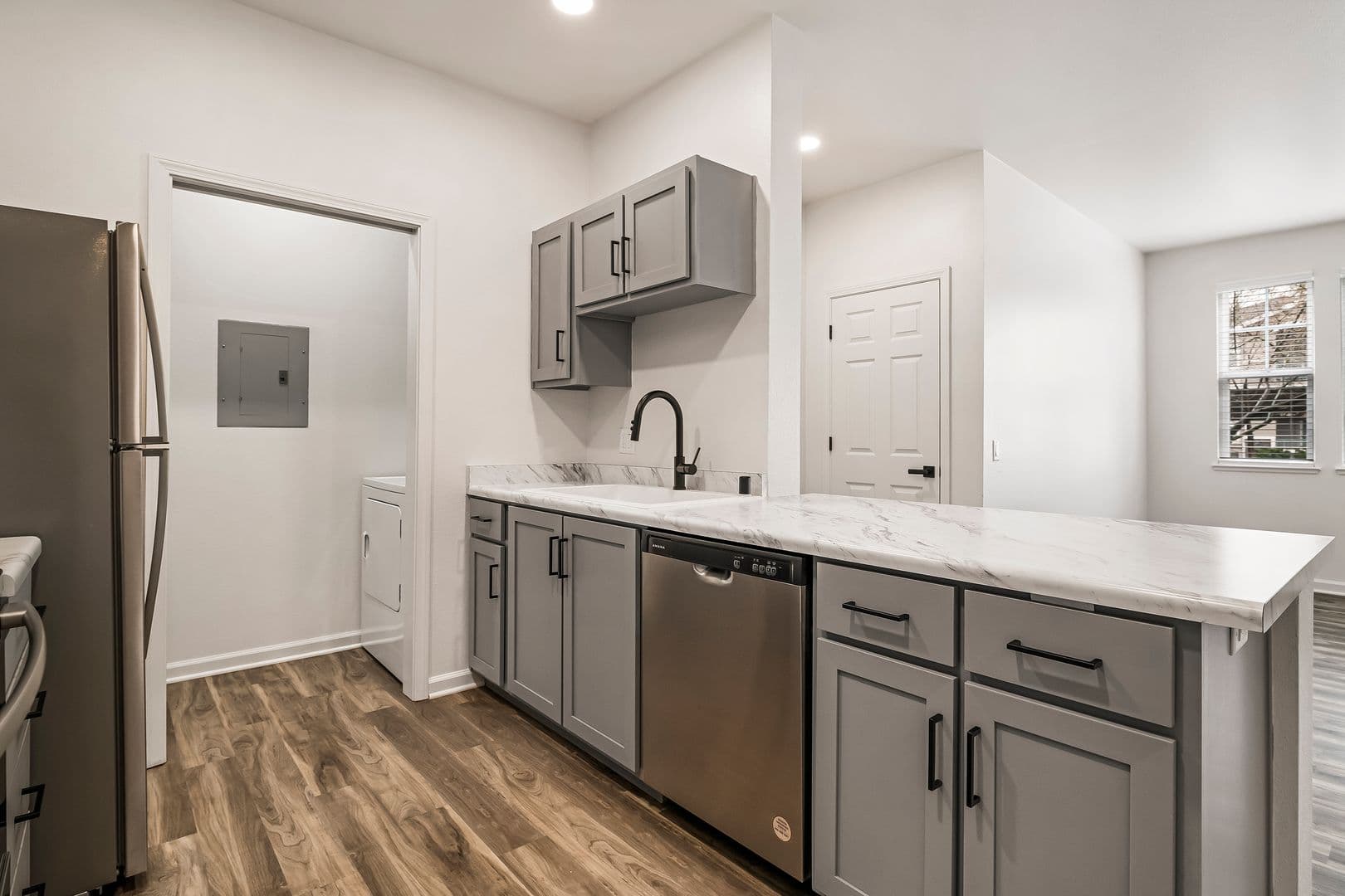Sterling Oaks Apartments 11 of 20