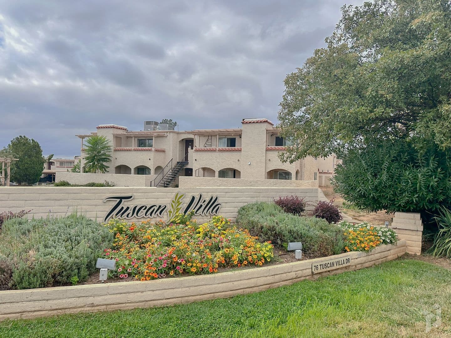 Tuscan Villa Apartments 5 of 5