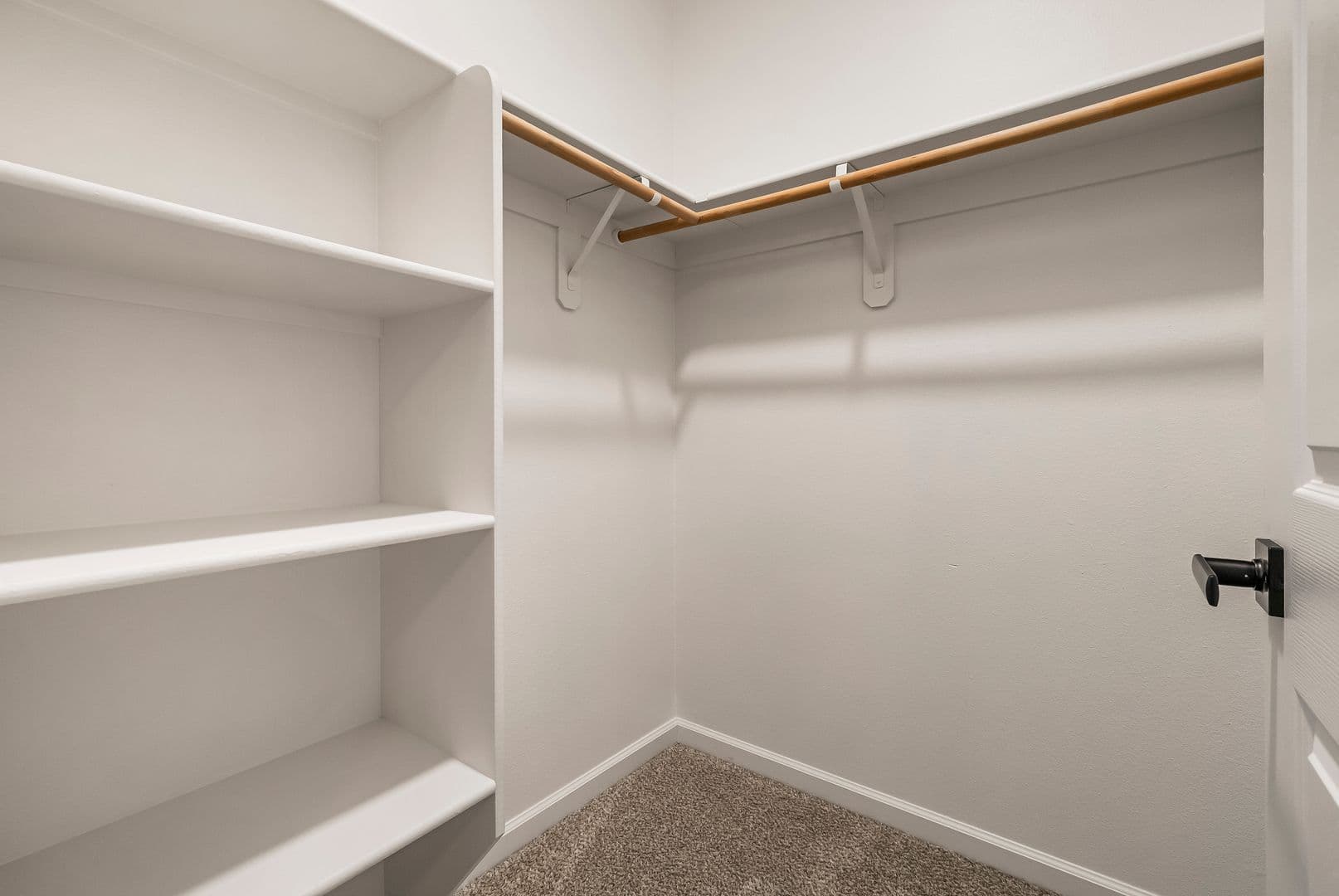 Sterling Oaks Apartments 22 of 27