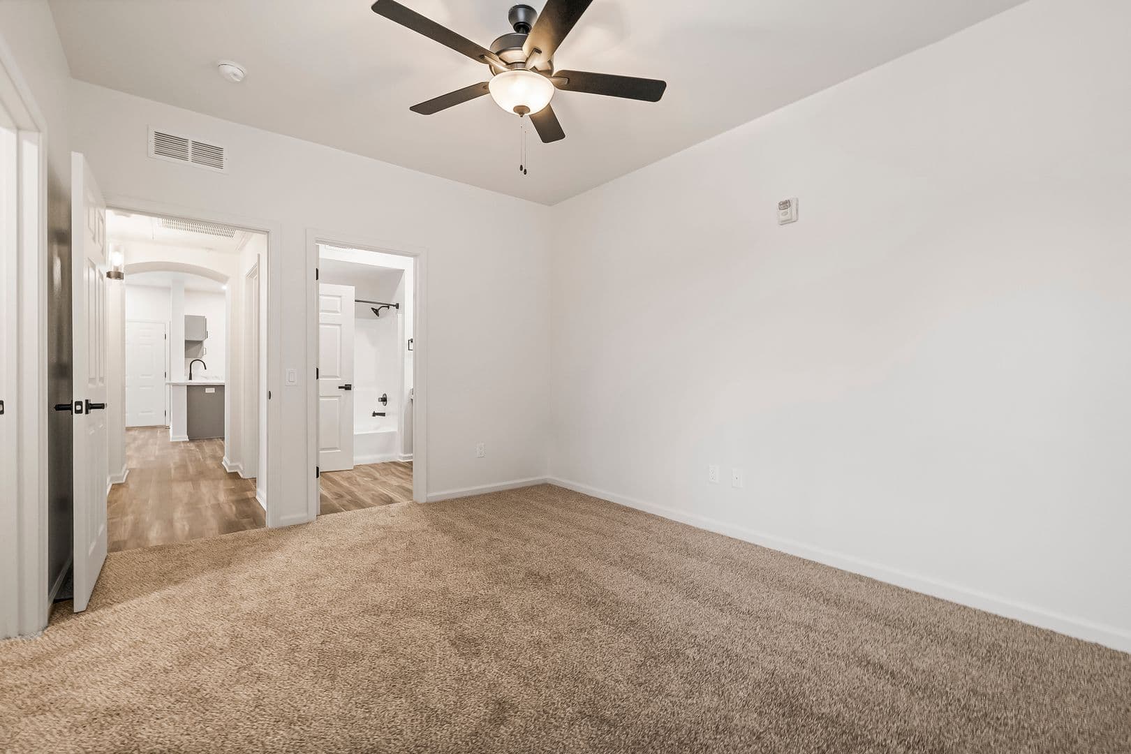 Sterling Oaks Apartments 15 of 24