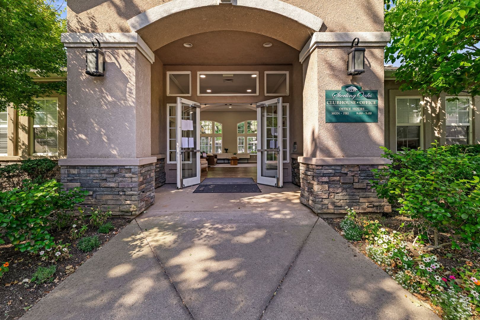 Sterling Oaks Apartments 16 of 23