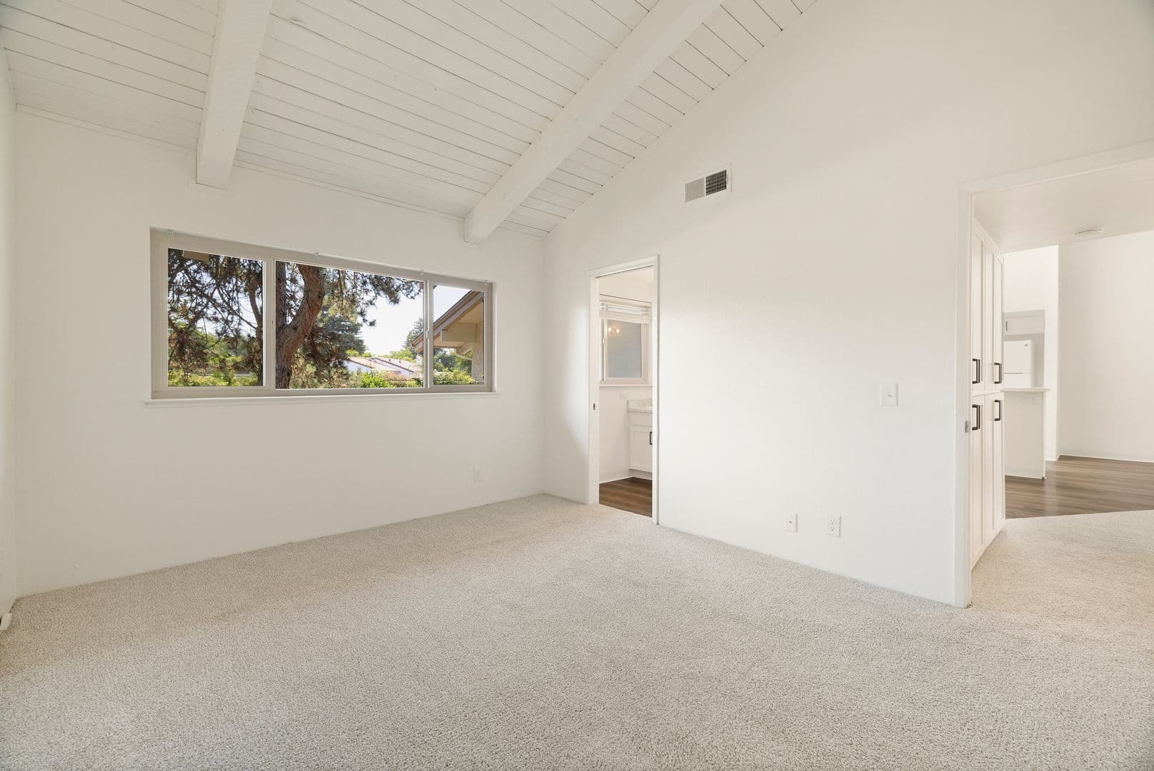 Villa Del Mar Apartments 12 of 20