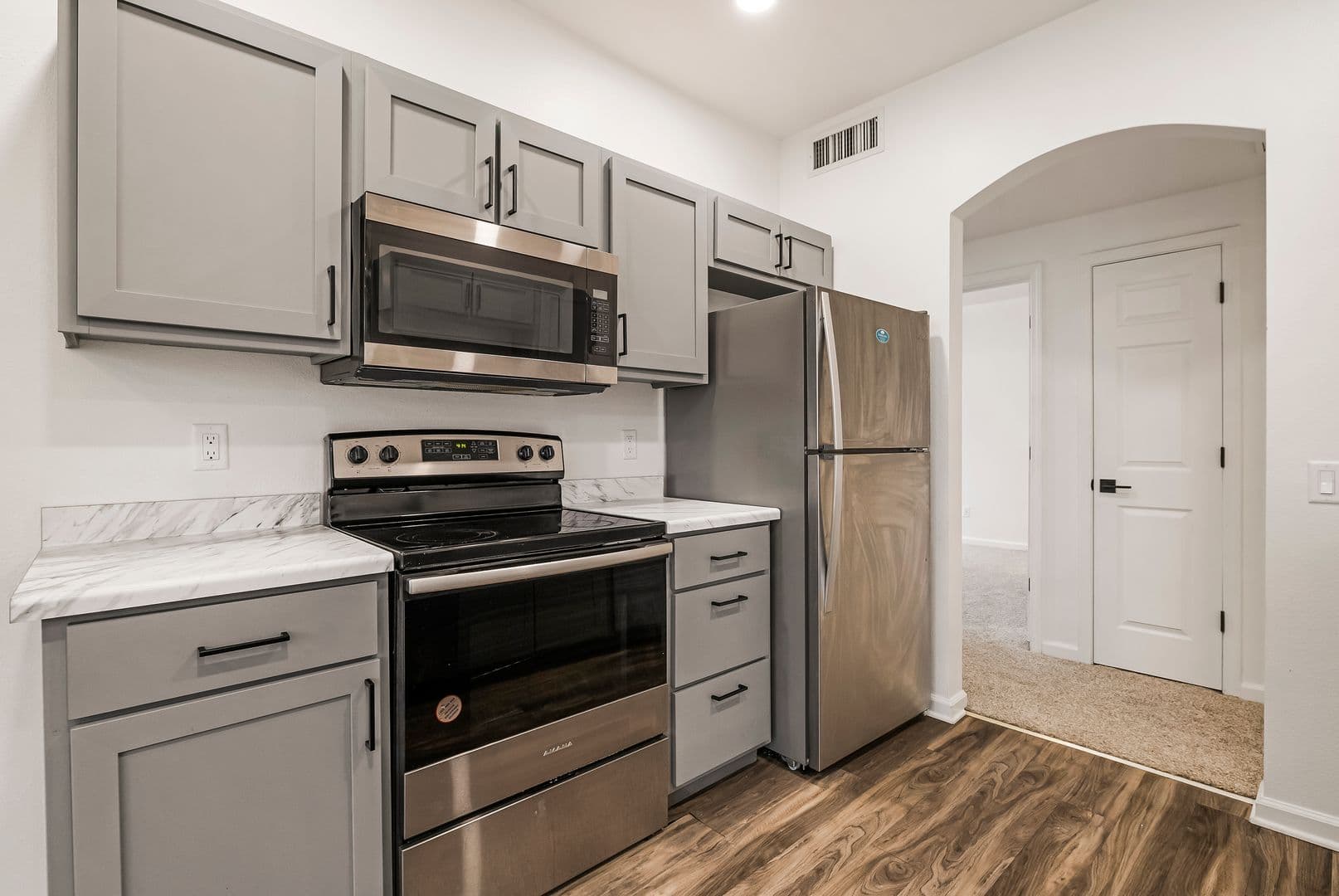 Sterling Oaks Apartments 6 of 23