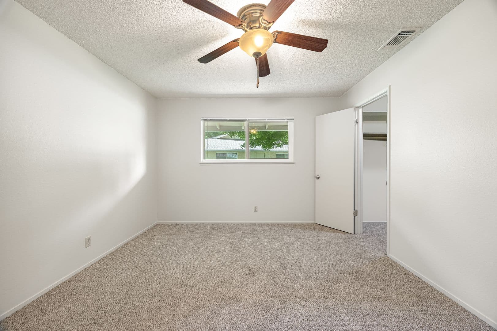 Lassen Villa Apartments 7 of 8