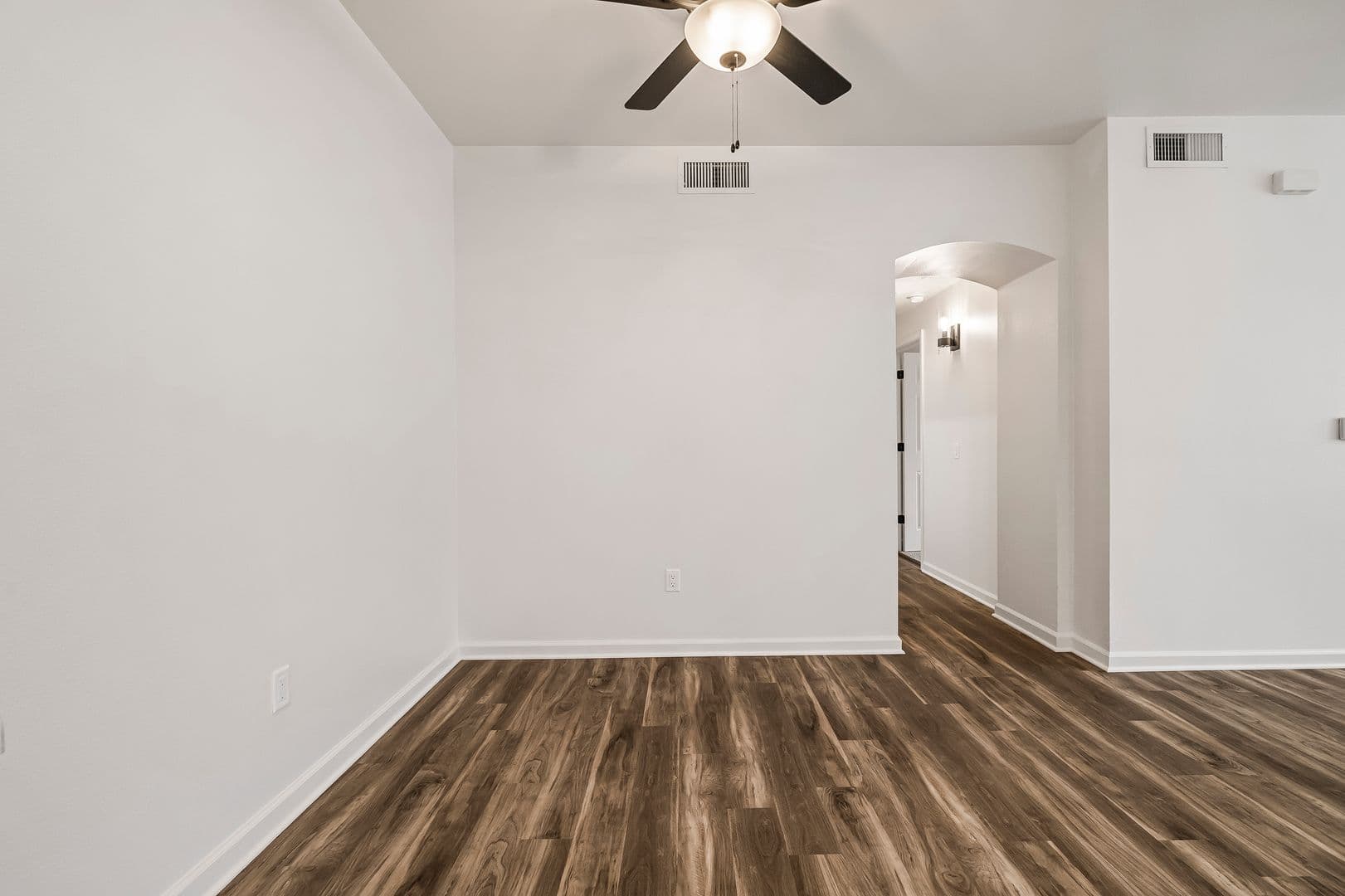 Sterling Oaks Apartments 13 of 24