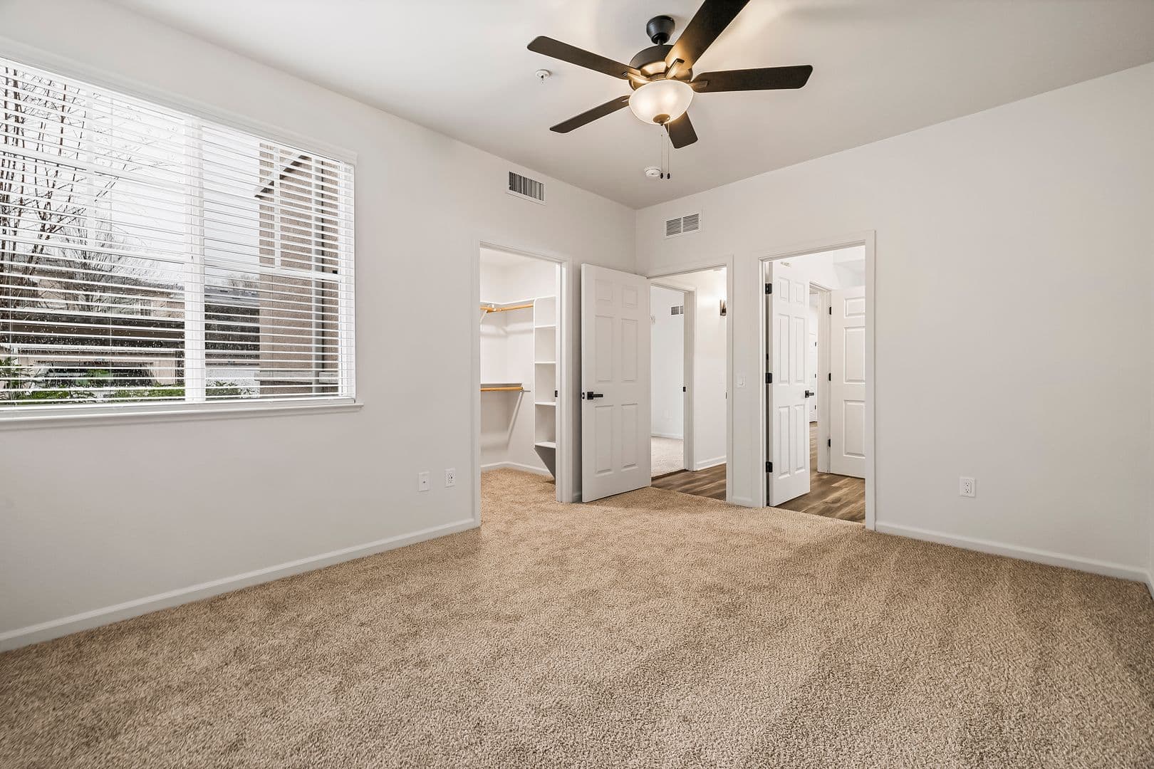 Sterling Oaks Apartments 16 of 24