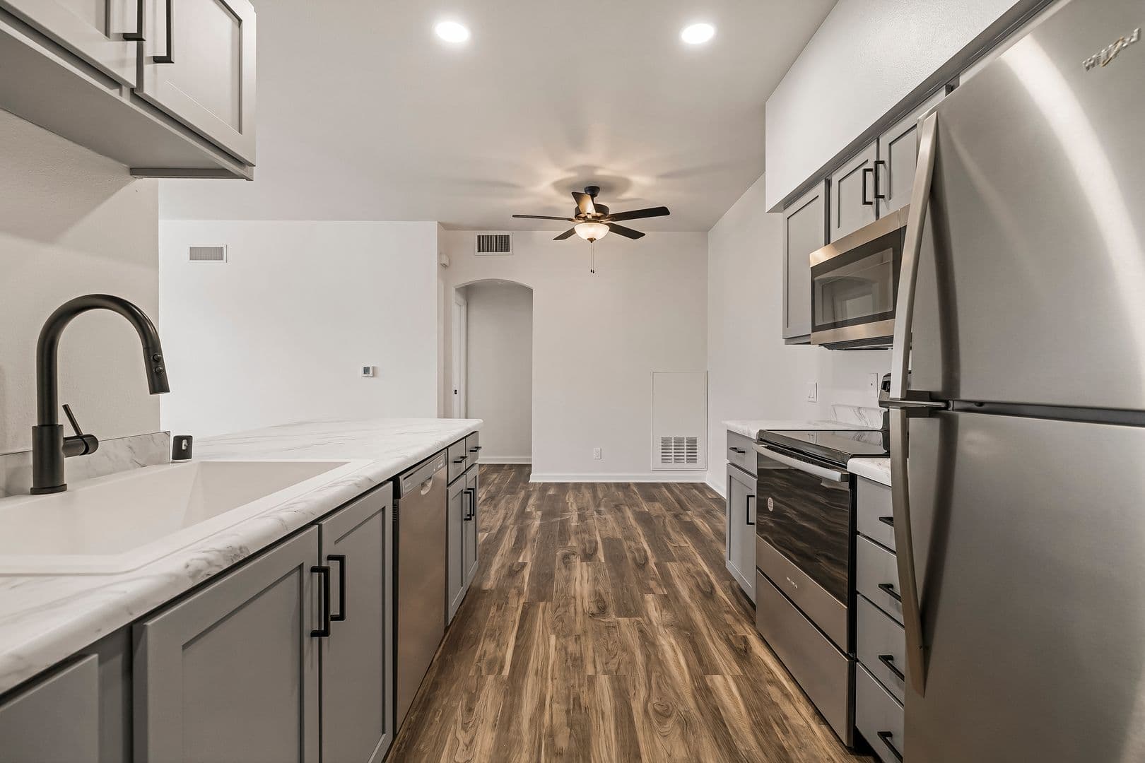 Sterling Oaks Apartments 13 of 20