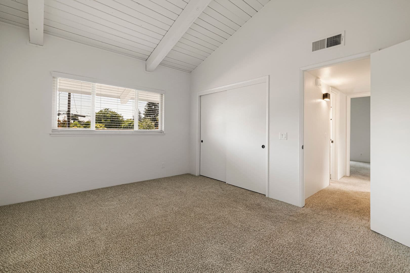 Villa Del Mar Apartments 15 of 20