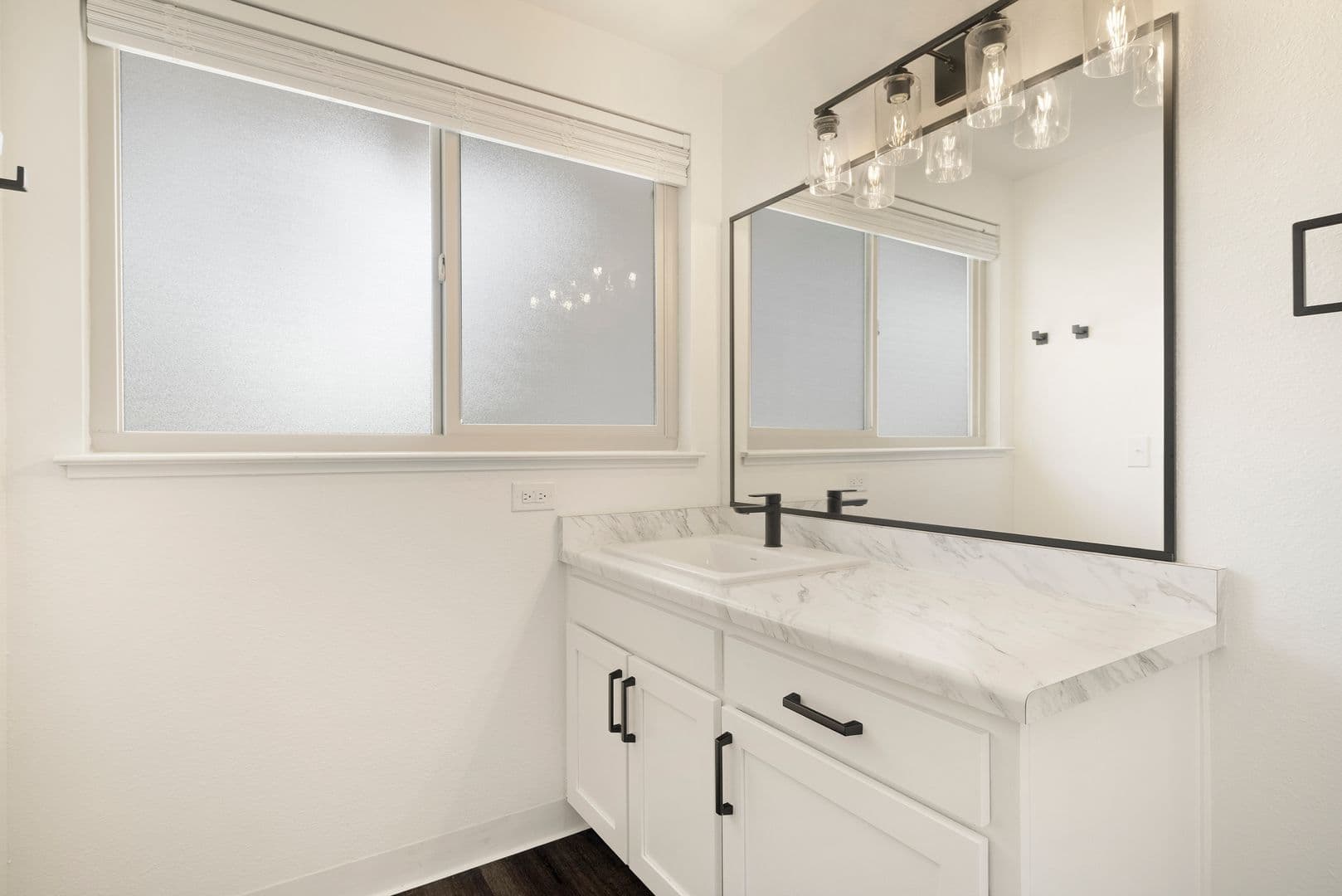 Villa Del Mar Apartments 15 of 20