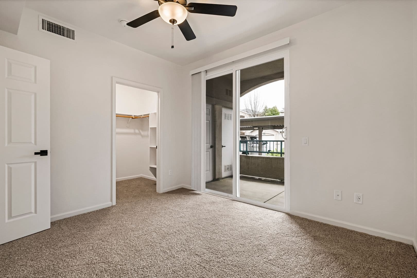 Sterling Oaks Apartments 20 of 24