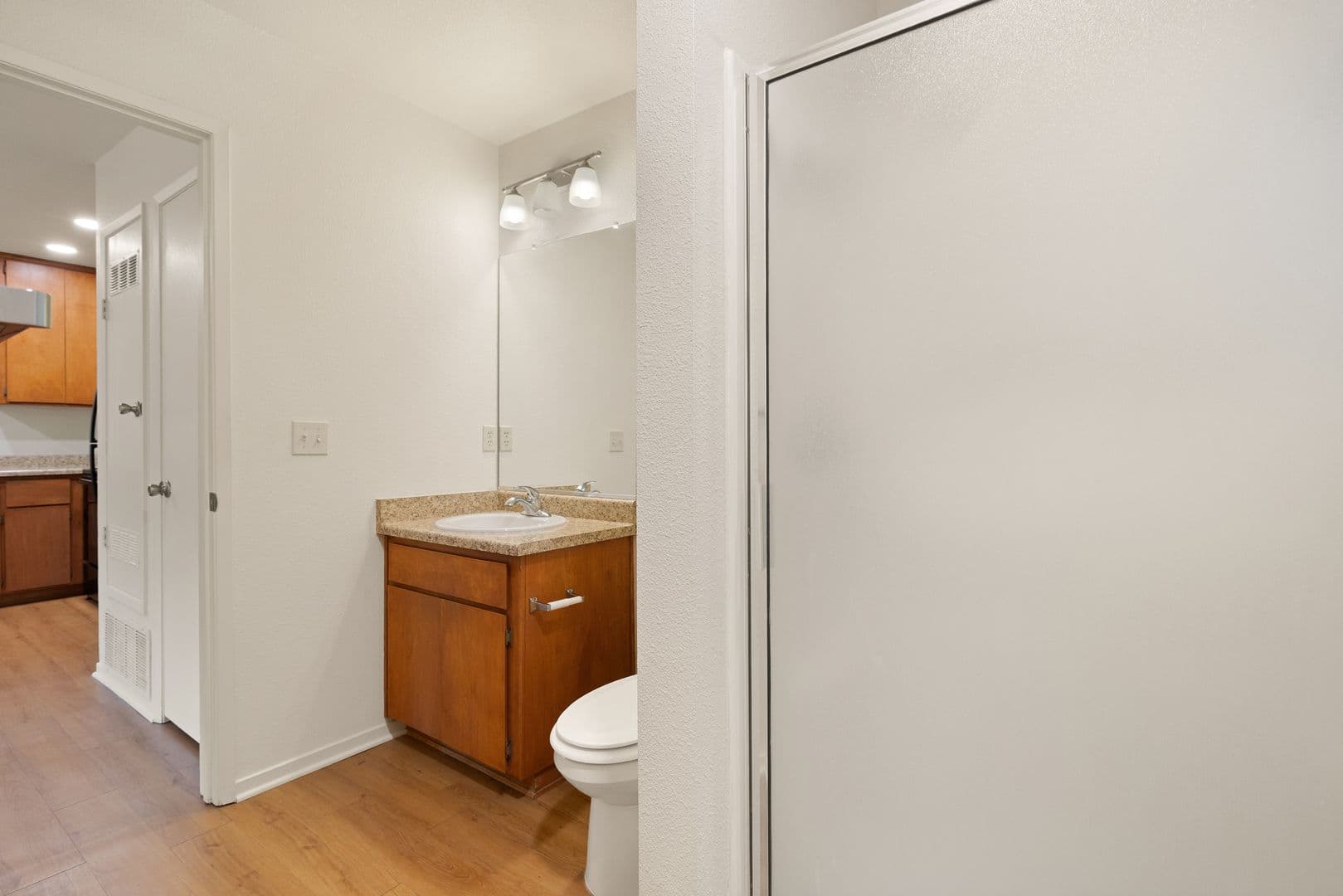 1661 Forest Avenue Apartments 13 of 15