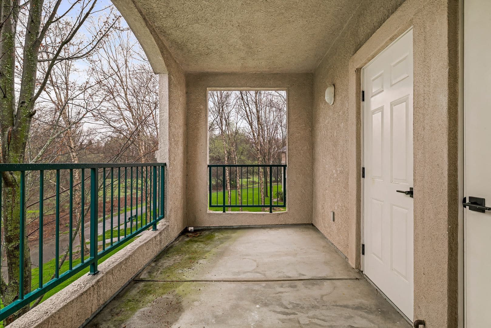 Sterling Oaks Apartments 15 of 23