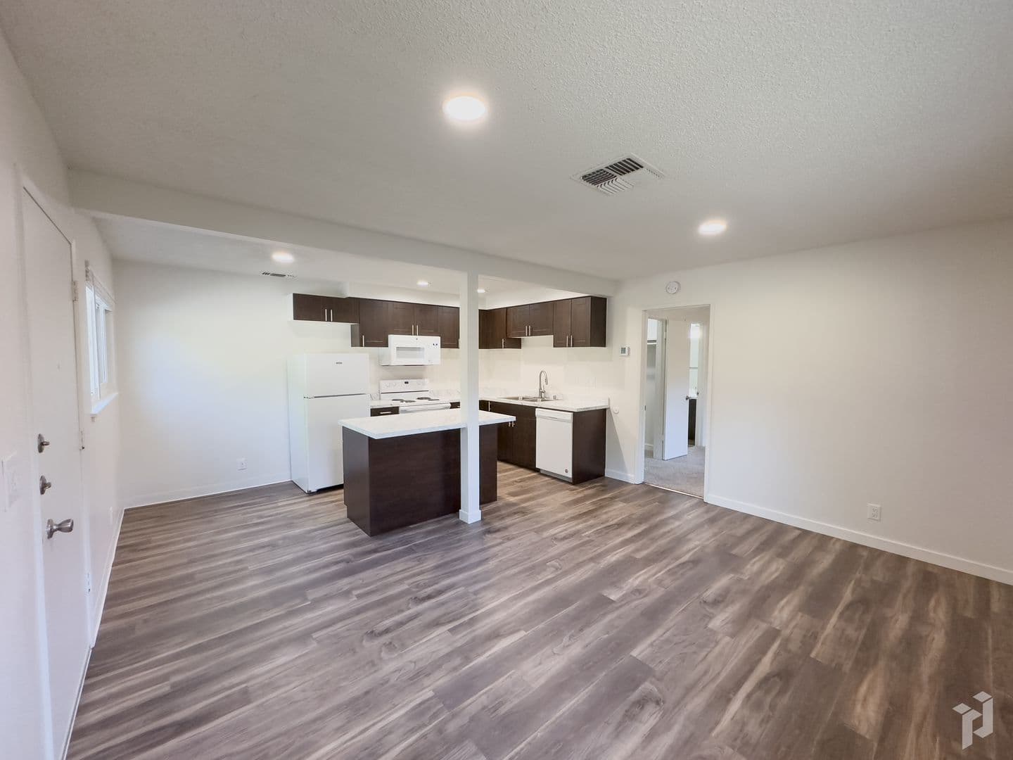 Sheridan Square Apartments 4 of 10