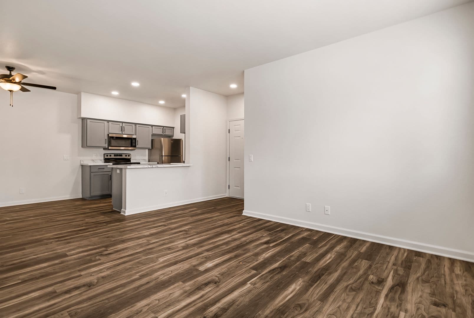 Sterling Oaks Apartments 5 of 20