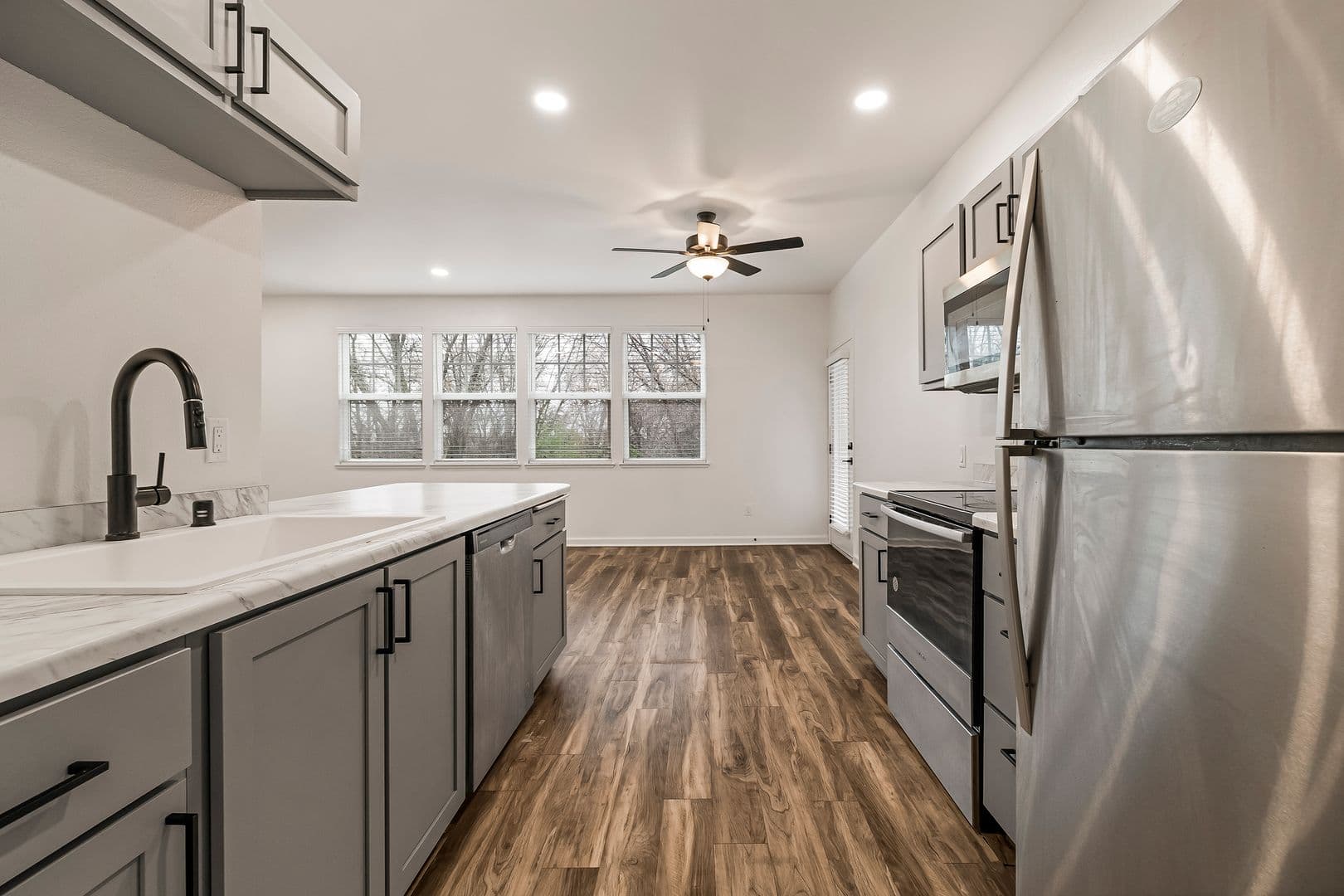 Sterling Oaks Apartments 7 of 23