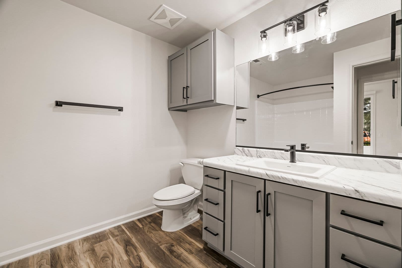 Sterling Oaks Apartments 18 of 20
