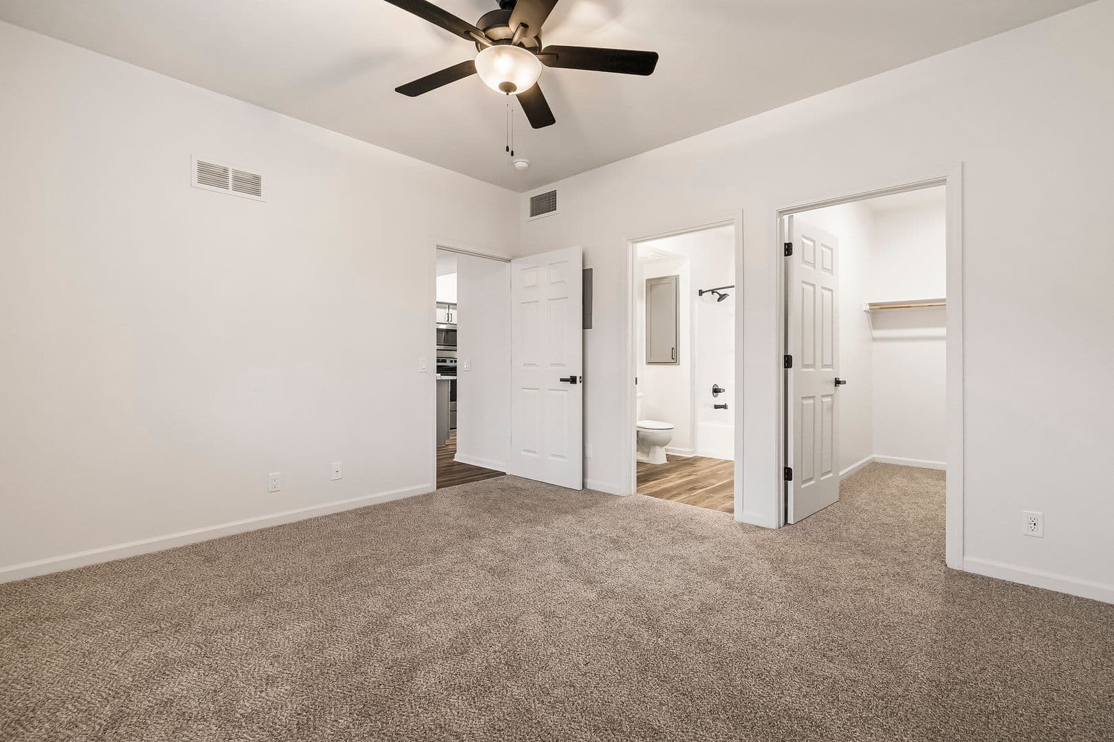 Sterling Oaks Apartments 15 of 27