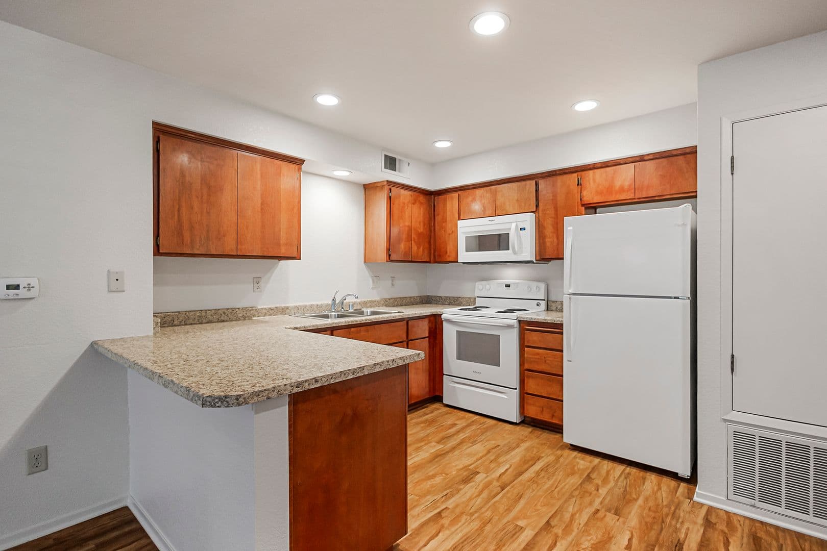 Amanda Place Apartments 3 of 12