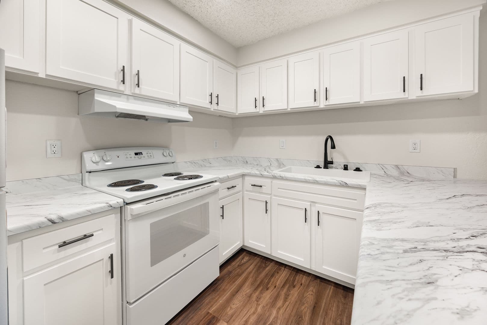 Lassen Villa Apartments 1 of 13