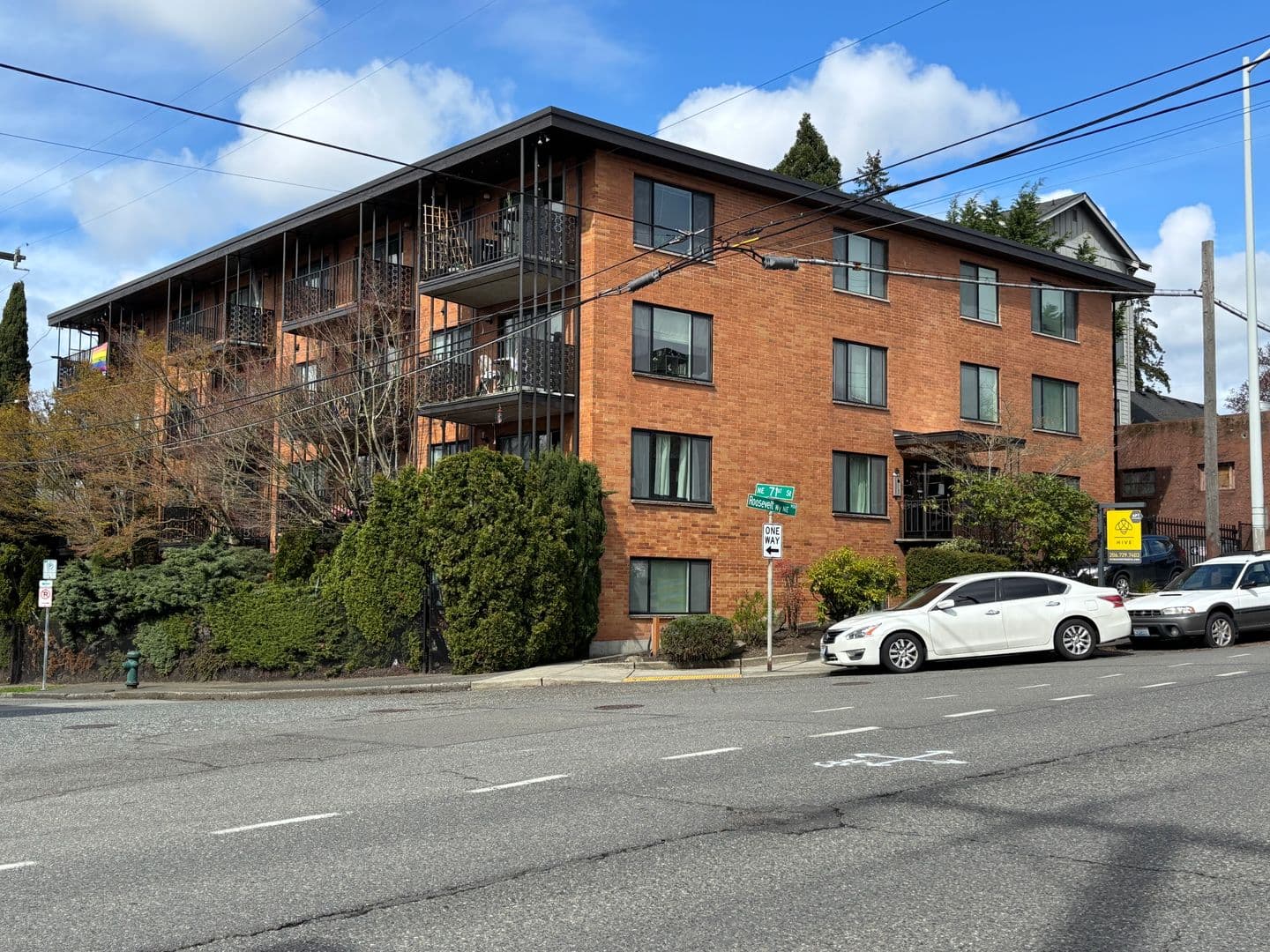 13) 7101 Roosevelt 15 of 15
