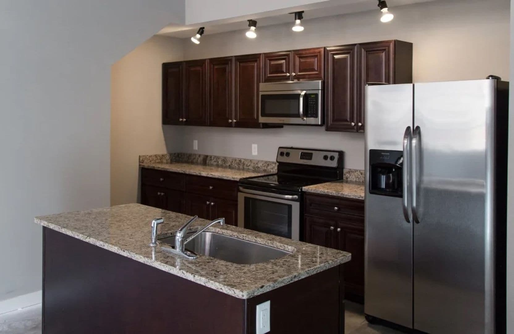 Annex Lofts 5 of 7