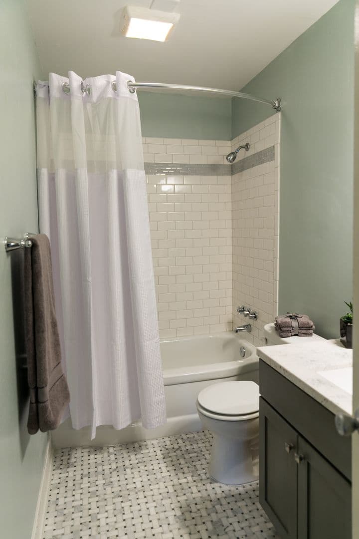 Allison Gardens Apartments 5 of 6