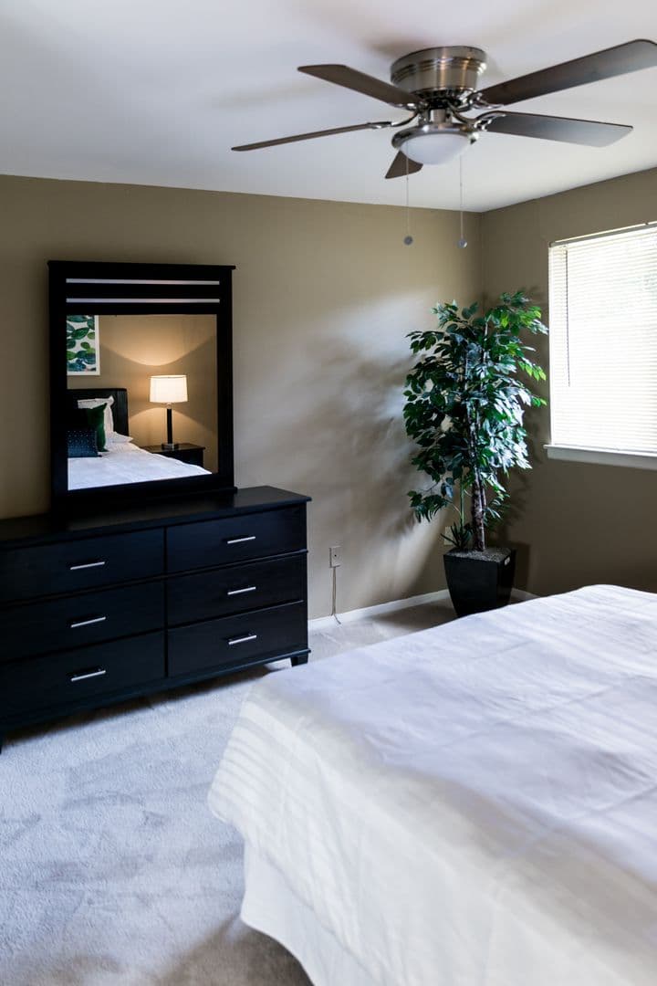 Allison Gardens Apartments 3 of 6
