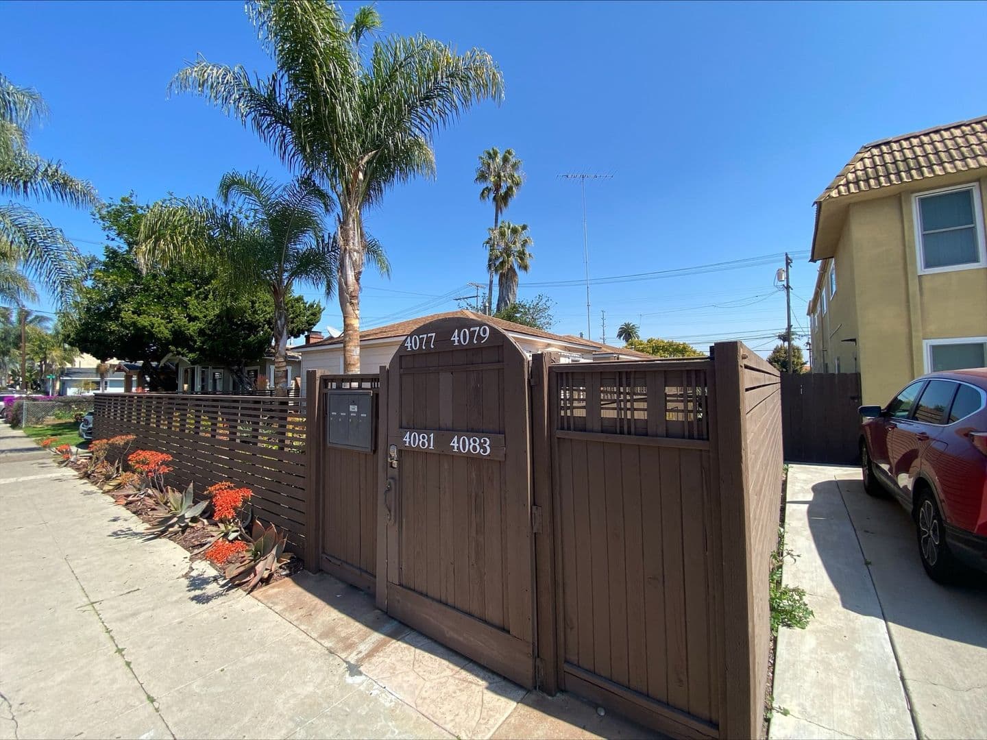 LARGE EXCLUSIVE PATIO! Charming Bungalow with In Unit Washer and Dryer! Air Conditioning + Garage! 22 of 26