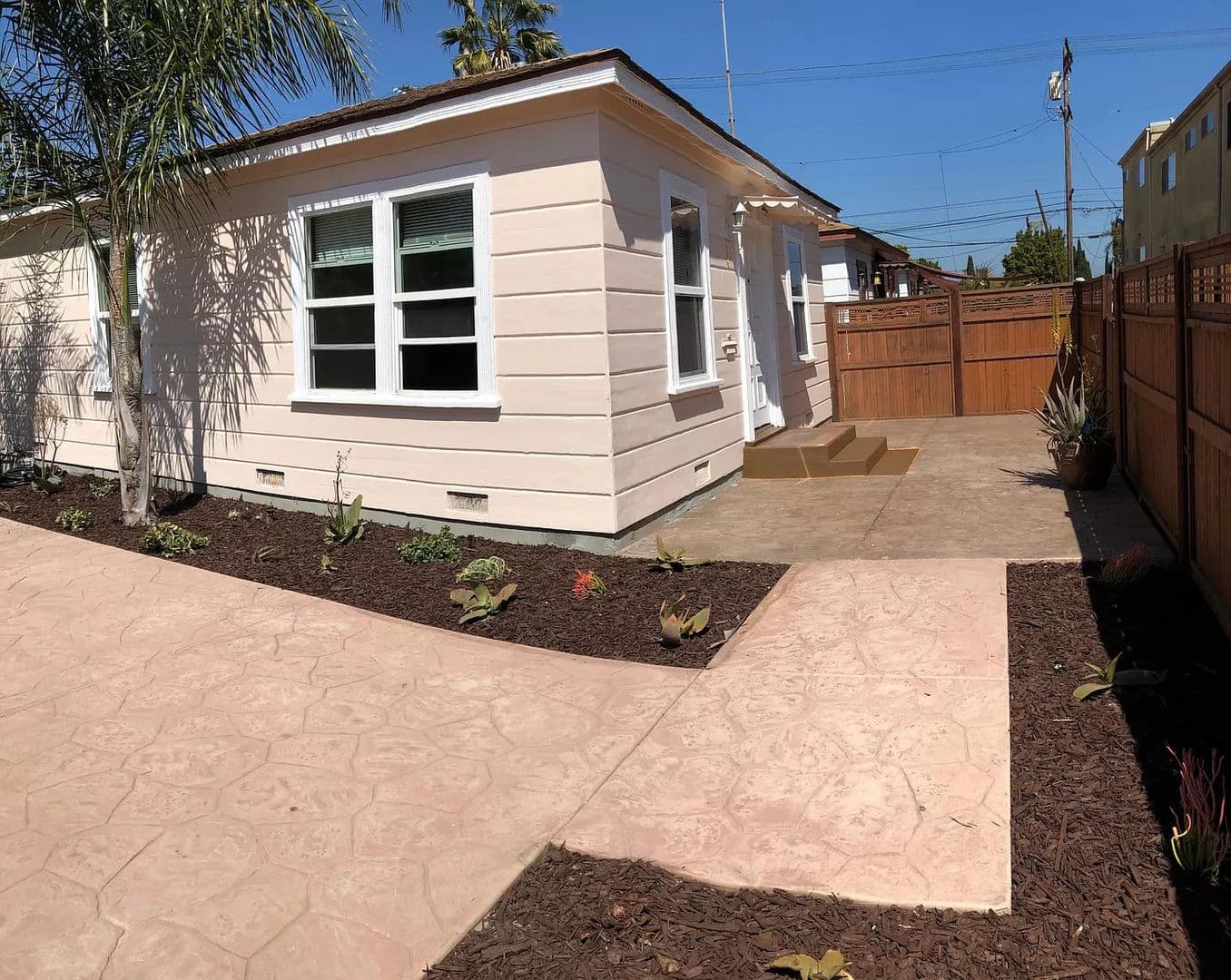 LARGE EXCLUSIVE PATIO! Charming Bungalow with In Unit Washer and Dryer! Air Conditioning + Garage! 26 of 26
