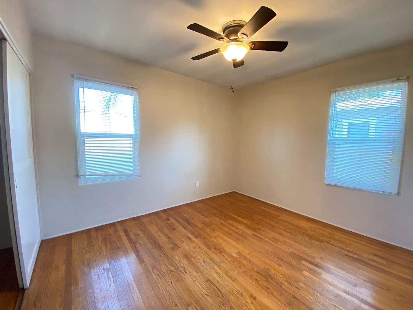 LARGE EXCLUSIVE PATIO! Charming Bungalow with In Unit Washer and Dryer! Air Conditioning + Garage 8 of 8