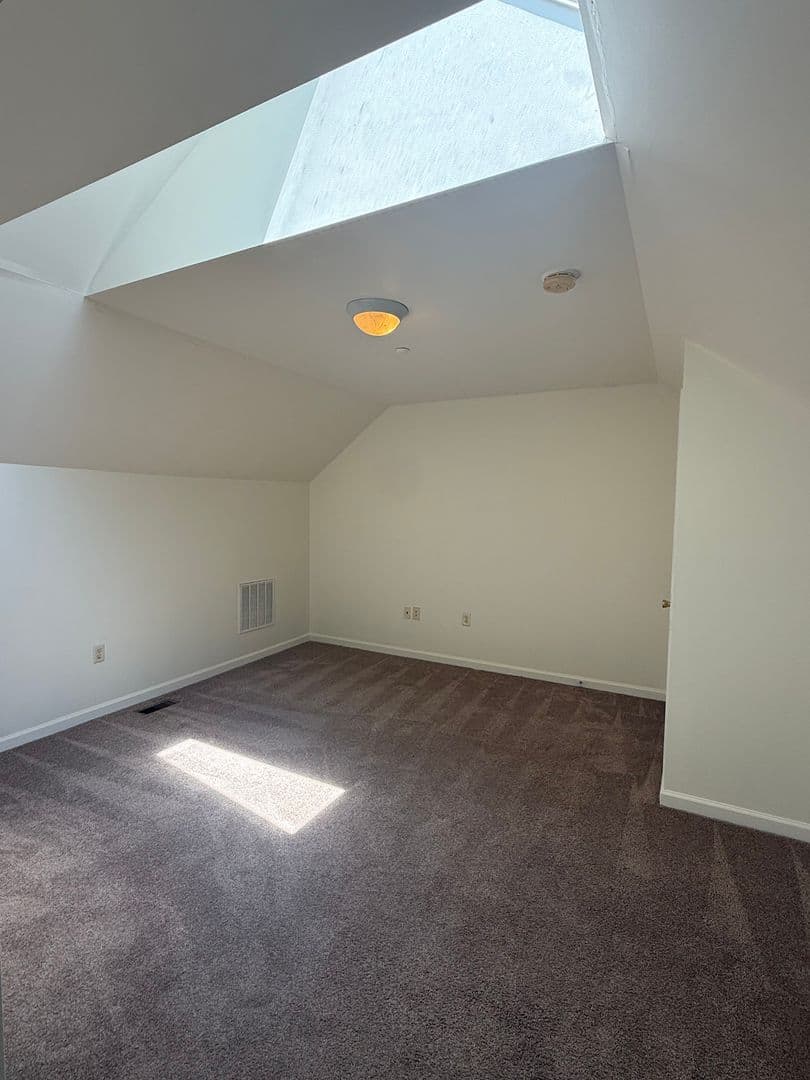 Maverick Apartments 20 of 23