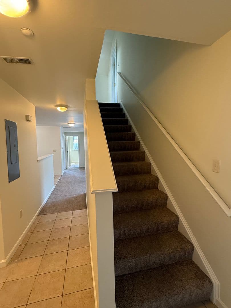 Maverick Apartments 18 of 23