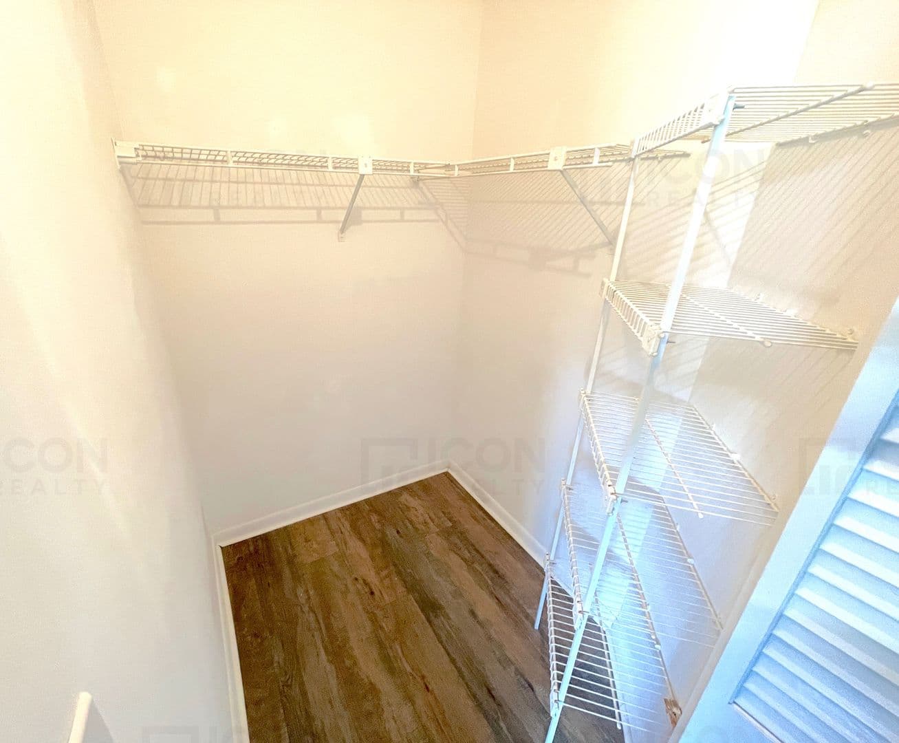 3613 Inverrary Boulevard W 12 of 16