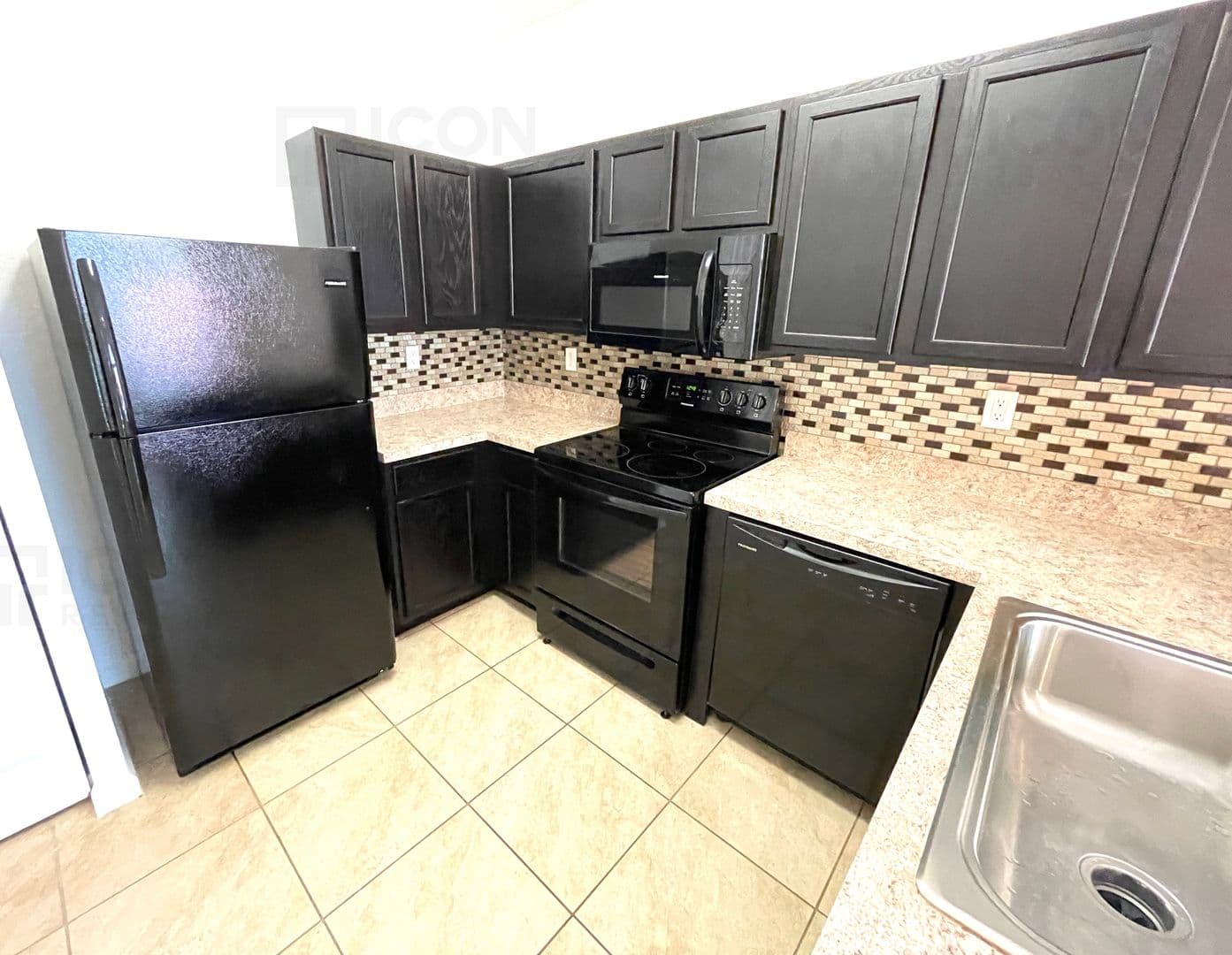 3627 NW 30th Court 3 of 8