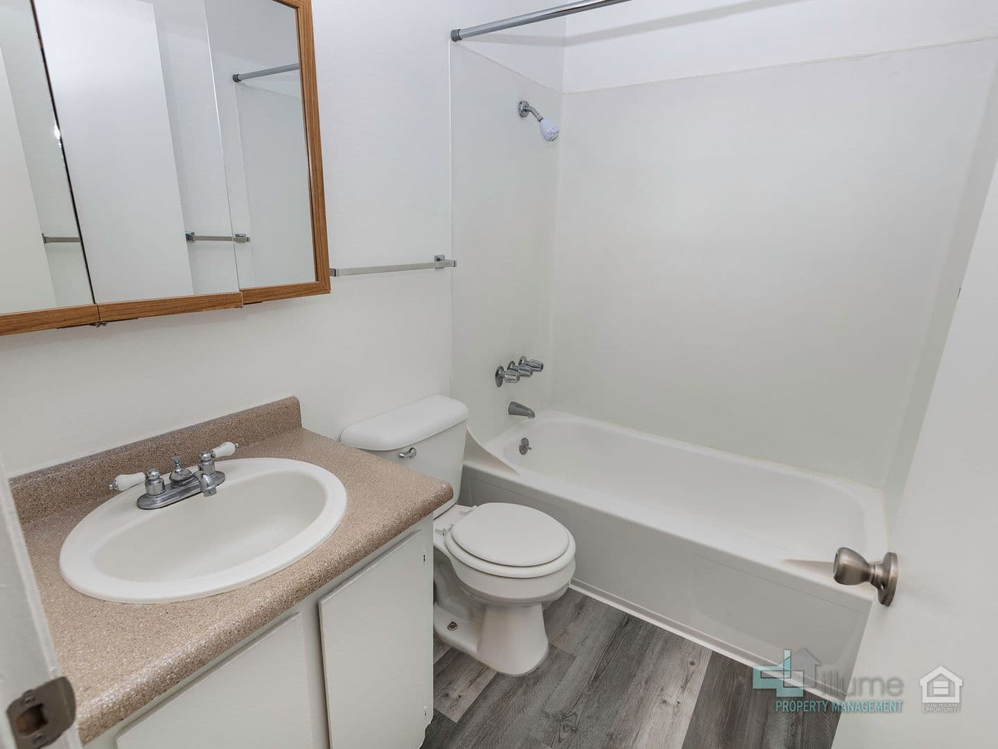 Brookside Village (637) - CONSERVICE 17 of 28