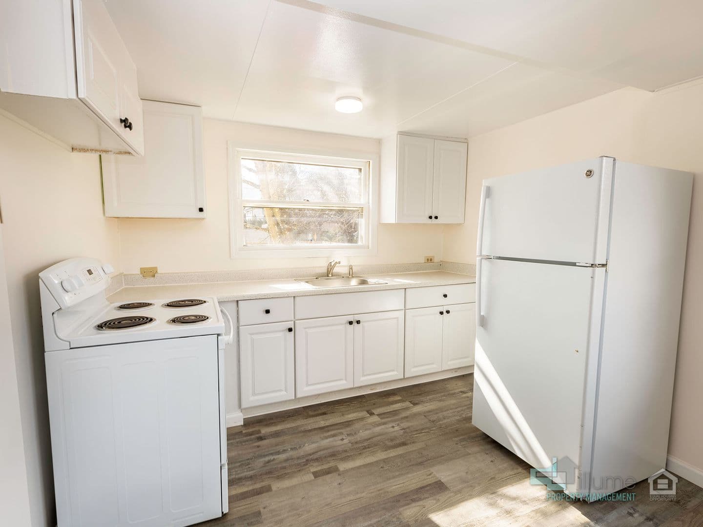 Capital Park Apartments - CONSERVICE 6 of 13