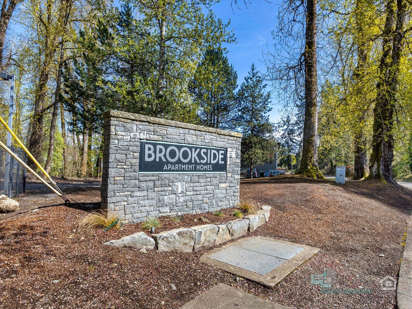 Brookside Village (637) - CONSERVICE 3 of 29
