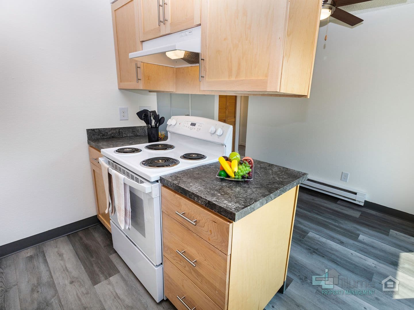Brookside Village (637) - CONSERVICE 12 of 29