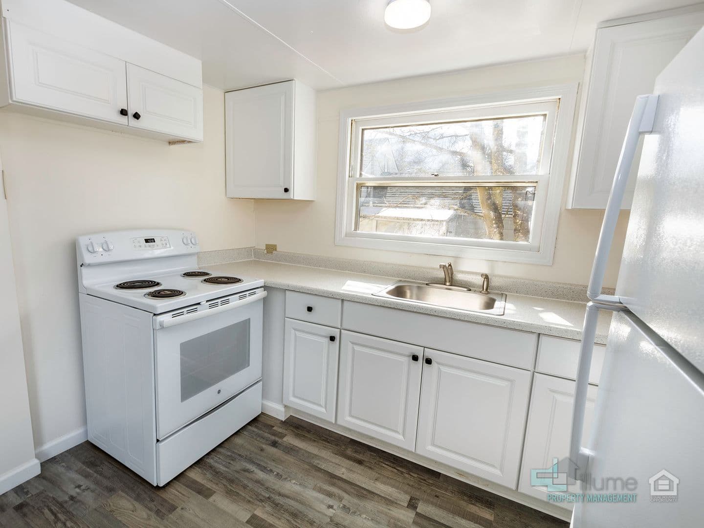 Capital Park Apartments - CONSERVICE 7 of 13