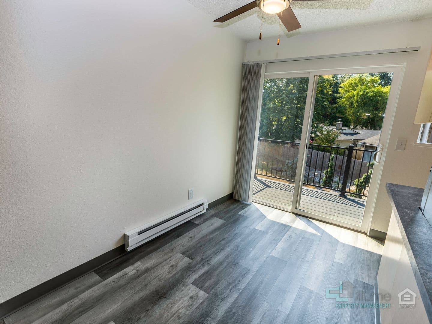Brookside Village (637) - CONSERVICE 9 of 29