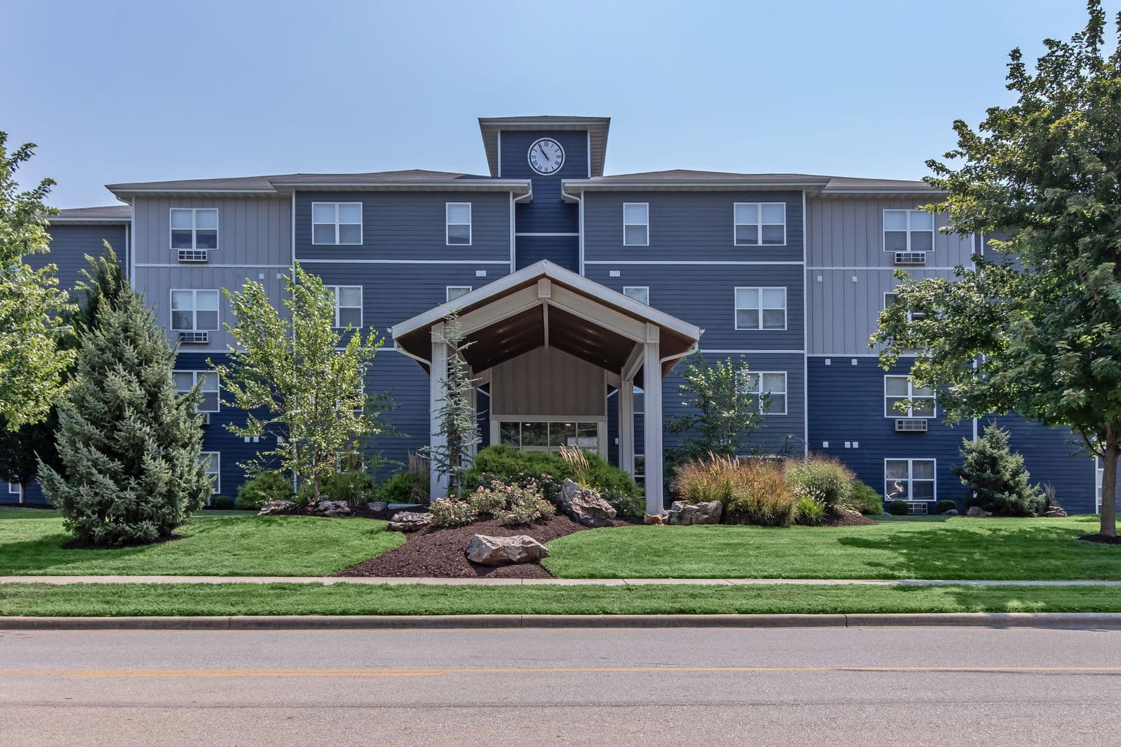 The Falcon Apartments 12 of 20