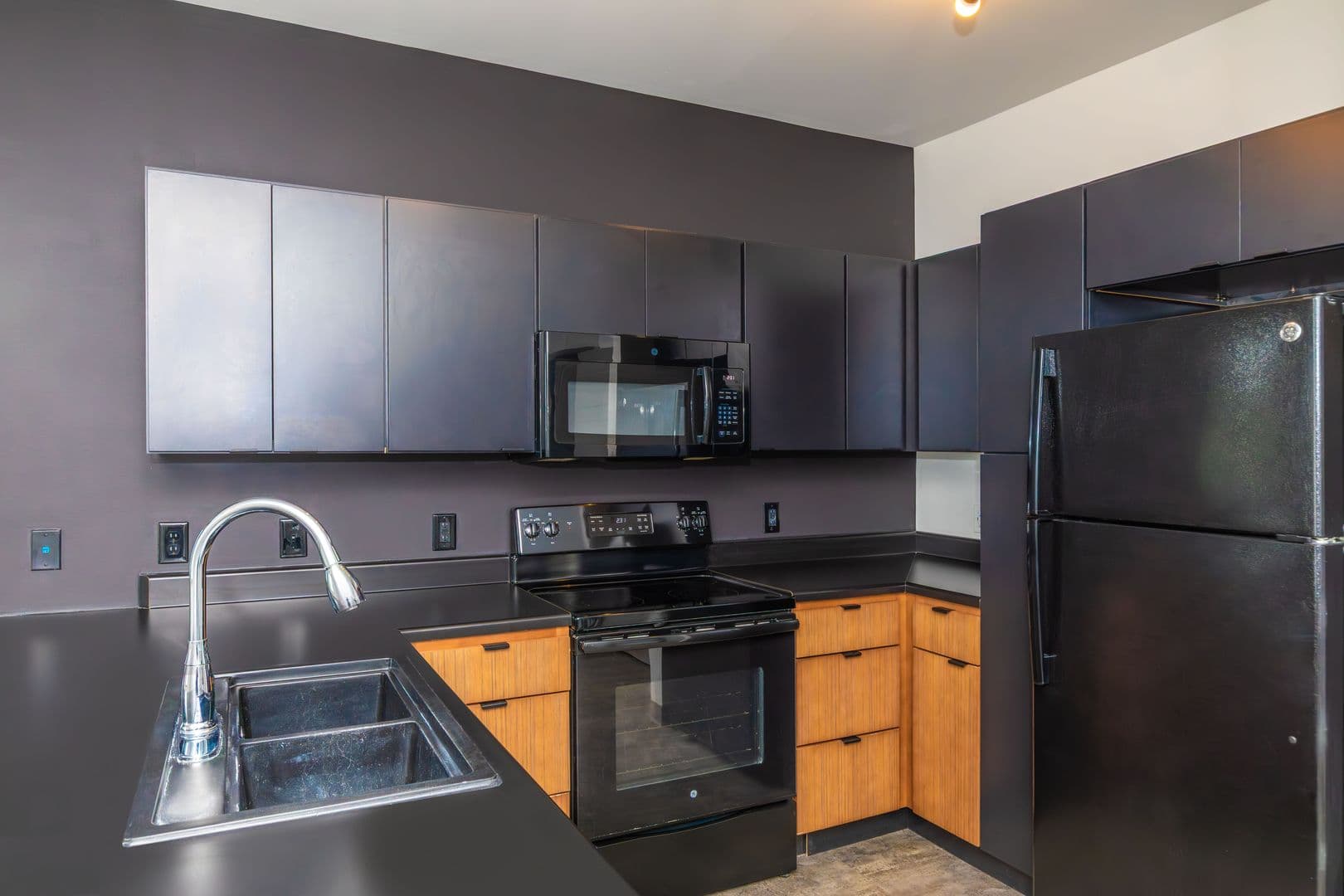 Trails Bend Apartments and Townhomes 2 of 38